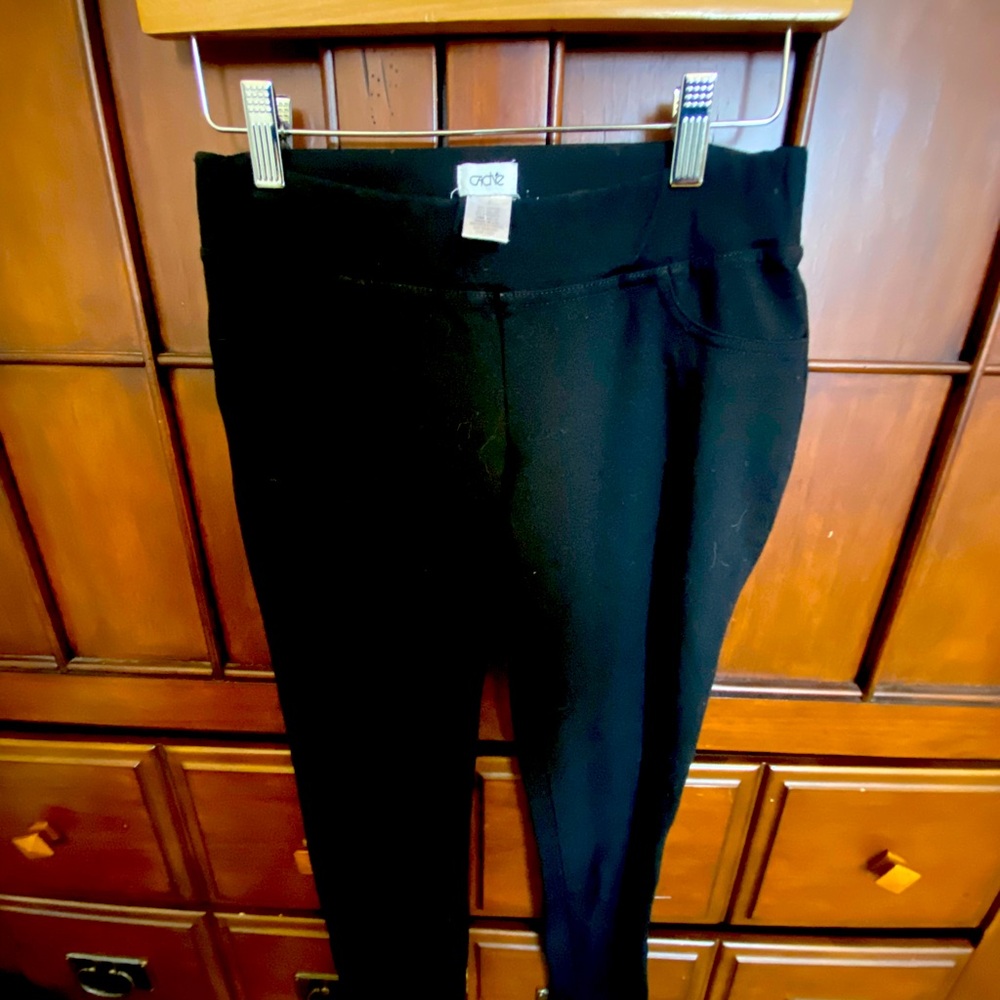 Small black leggings
